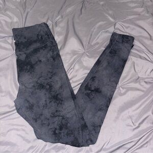 Old Navy Women's Black Tie-Dye Leggings